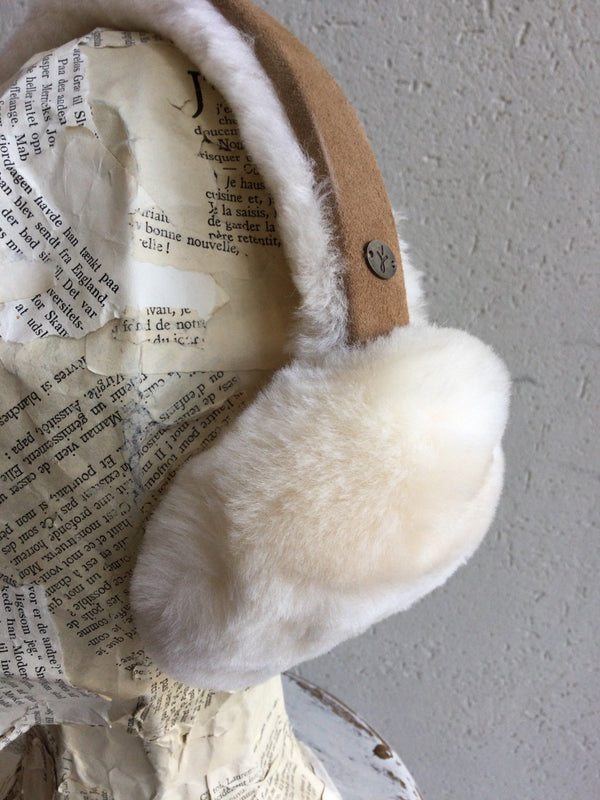 新着 EMU Australia(エミュ オーストラリア) ムートンイヤーマフ