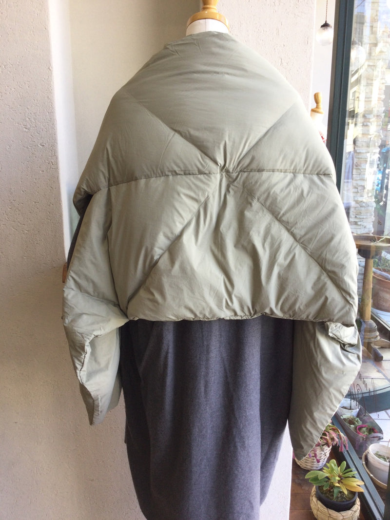 新着 miffew(ミフュー) REVERSIBLE DOWN CAPE