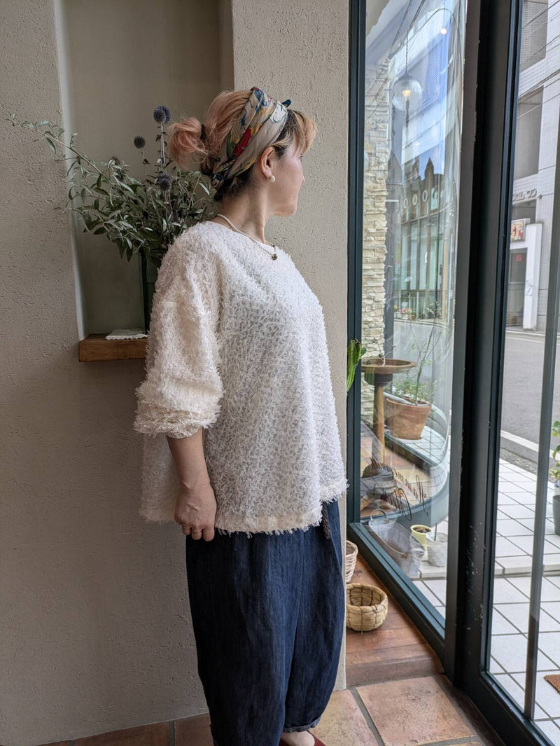 新着 STELLA CIFFON(ステラシフォン) Sheer cut jq blouse