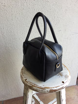 新着 frou frou BAGS(フルフルバッグ) スクエアミニBAG