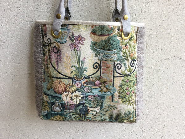 新着 Bon vieux Temps(ボンヴュータン) ゴブラン風ジャガードバッグ