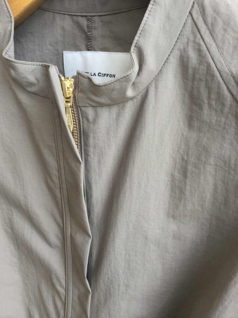STELLA CIFFON(ステラシフォン) Light shell Taffeta short Blouson